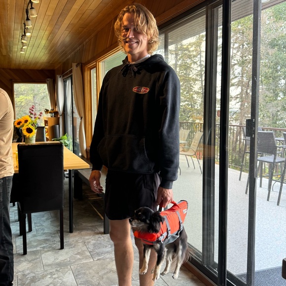 Meet your Posher, Baylen - Picture 2 of 2